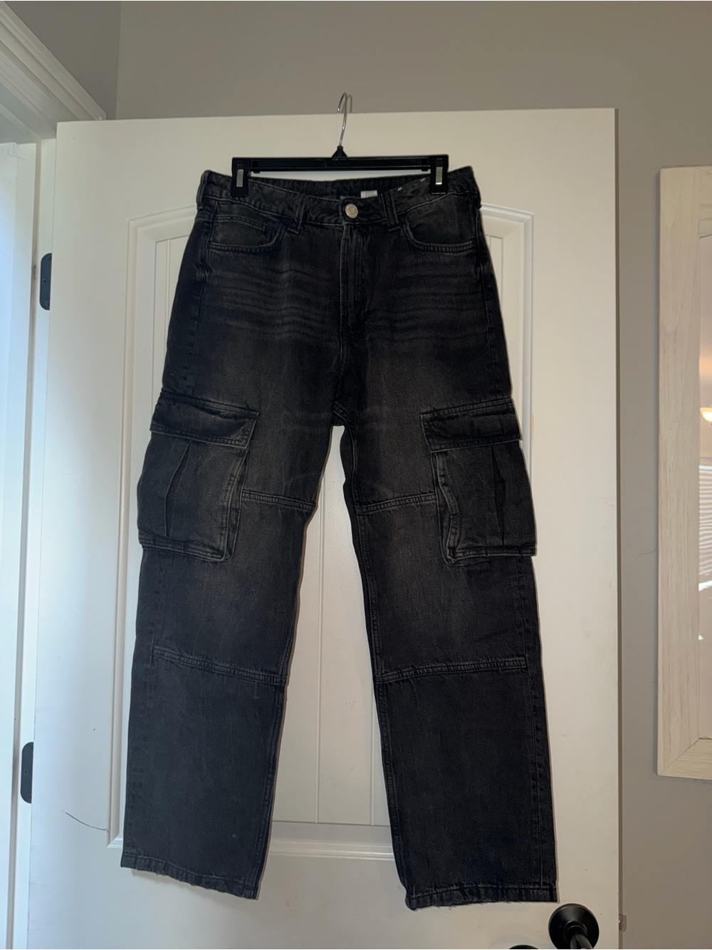 H&M Black Cargo Pants with Utility Pockets
